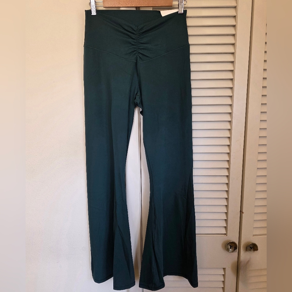 Dark Green Flared Yoga Pants